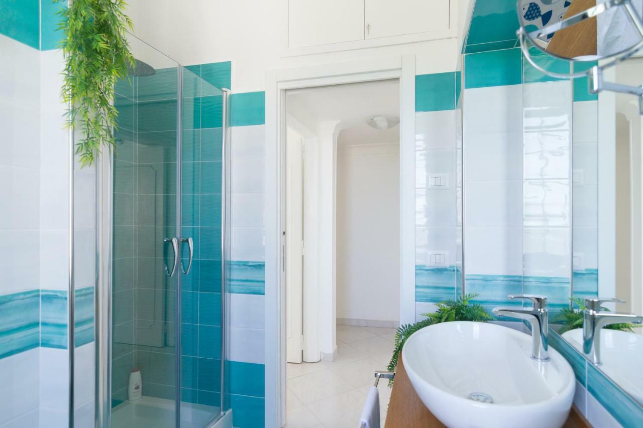 Aquamarine Relaxing Capri Suites מראה חיצוני תמונה
