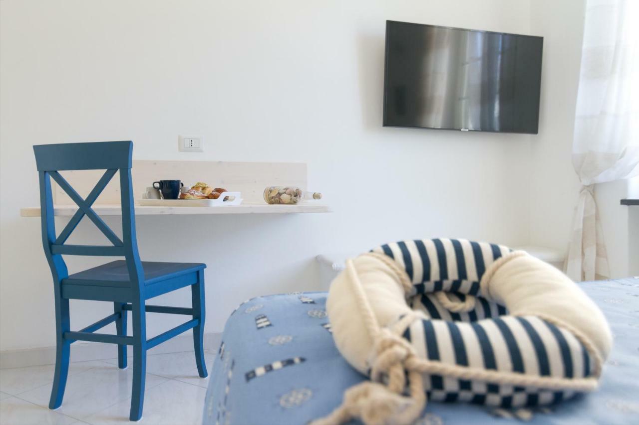 Aquamarine Relaxing Capri Suites מראה חיצוני תמונה