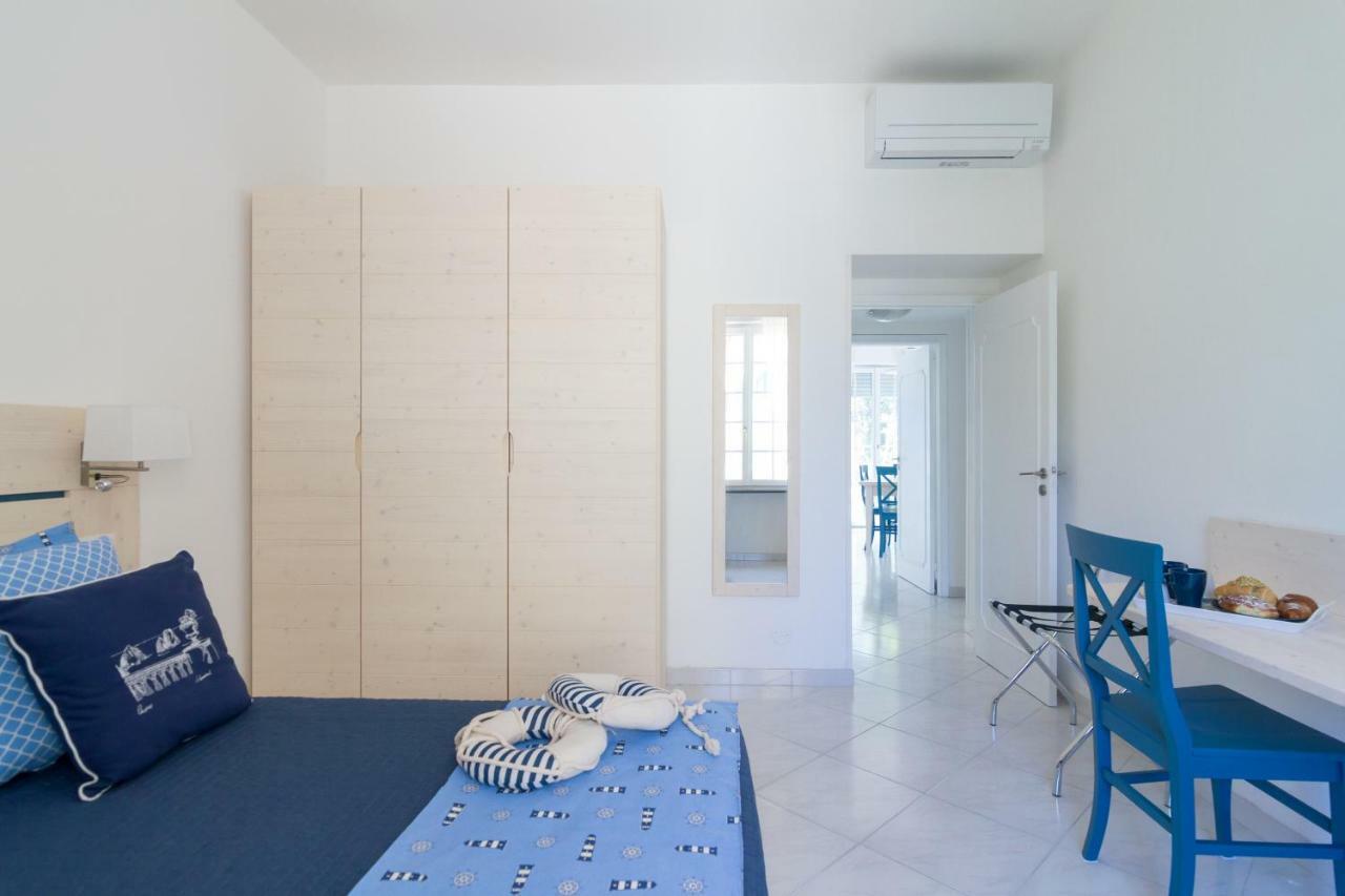 Aquamarine Relaxing Capri Suites מראה חיצוני תמונה