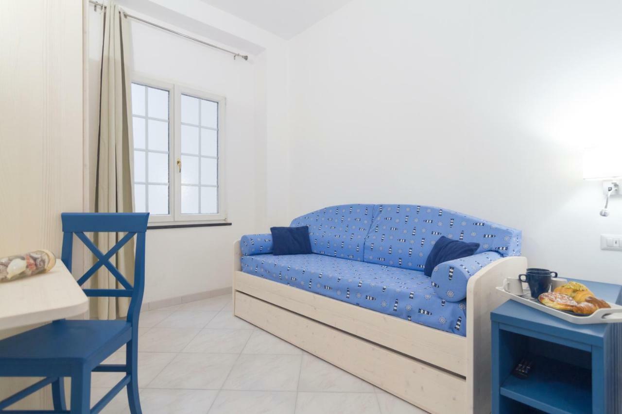 Aquamarine Relaxing Capri Suites מראה חיצוני תמונה