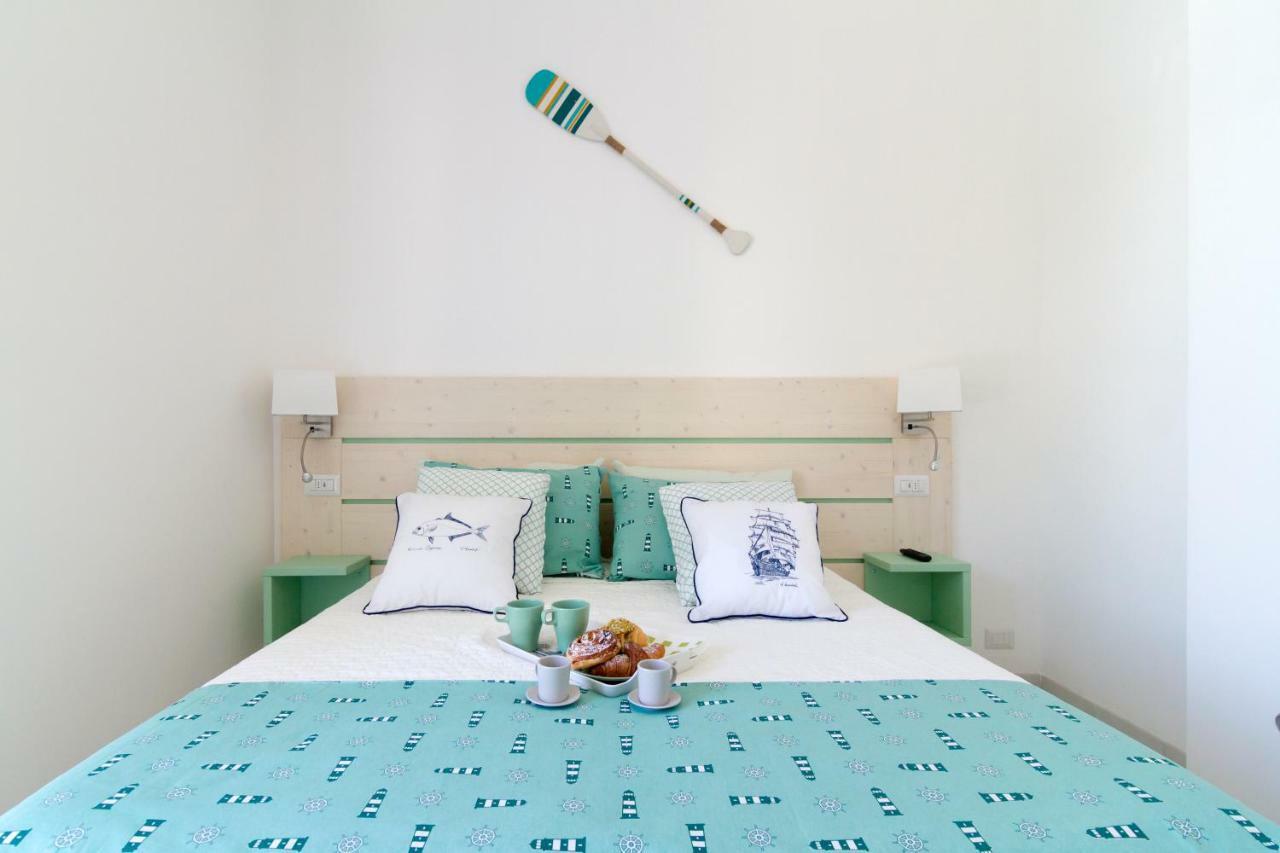 Aquamarine Relaxing Capri Suites מראה חיצוני תמונה