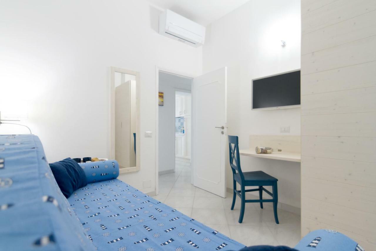 Aquamarine Relaxing Capri Suites מראה חיצוני תמונה